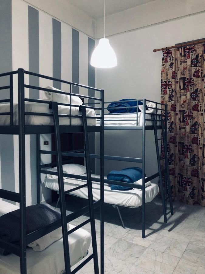 Dama Hostelbb Naples Exterior photo